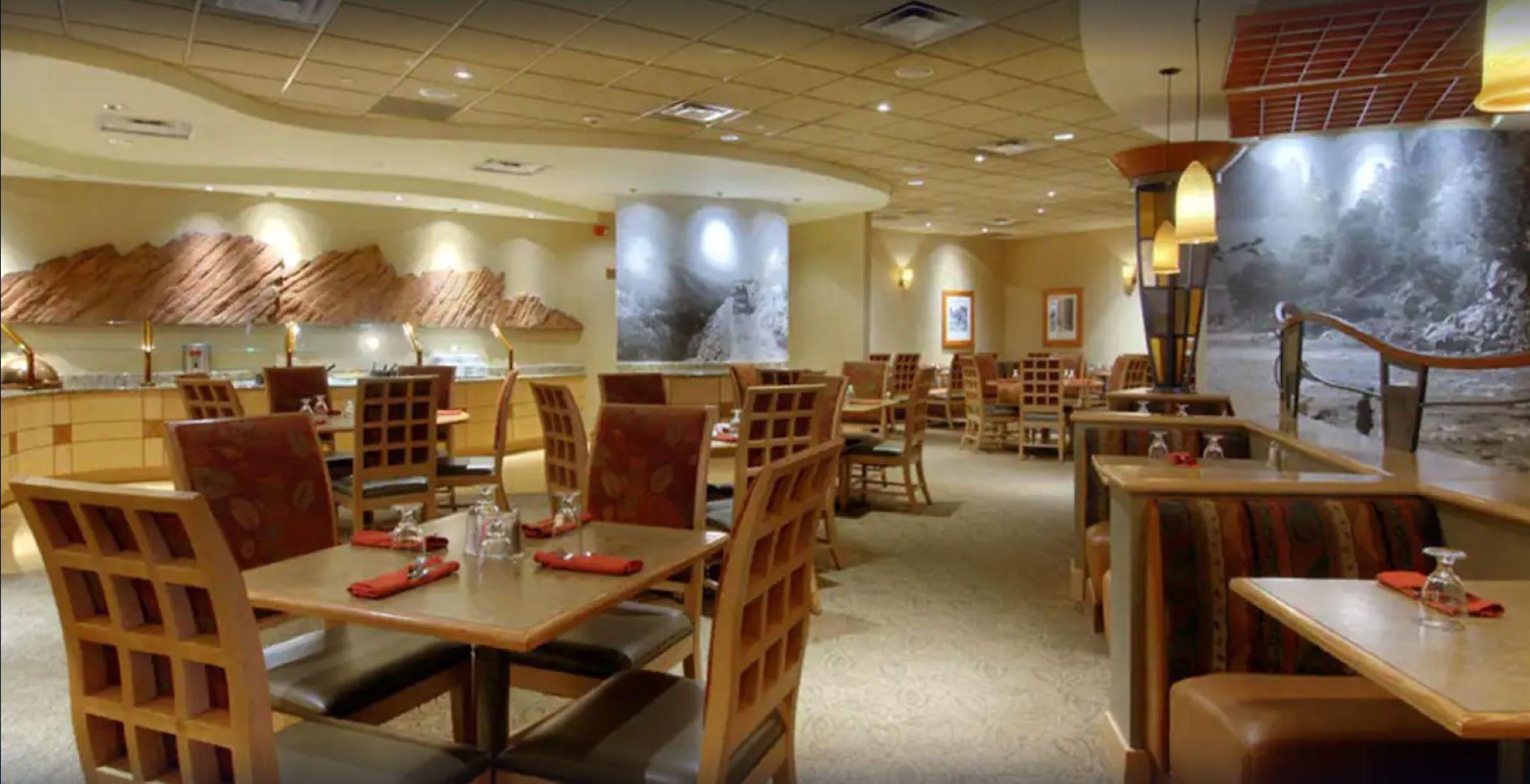 Doubletree By Hilton Denver Central Park Экстерьер фото