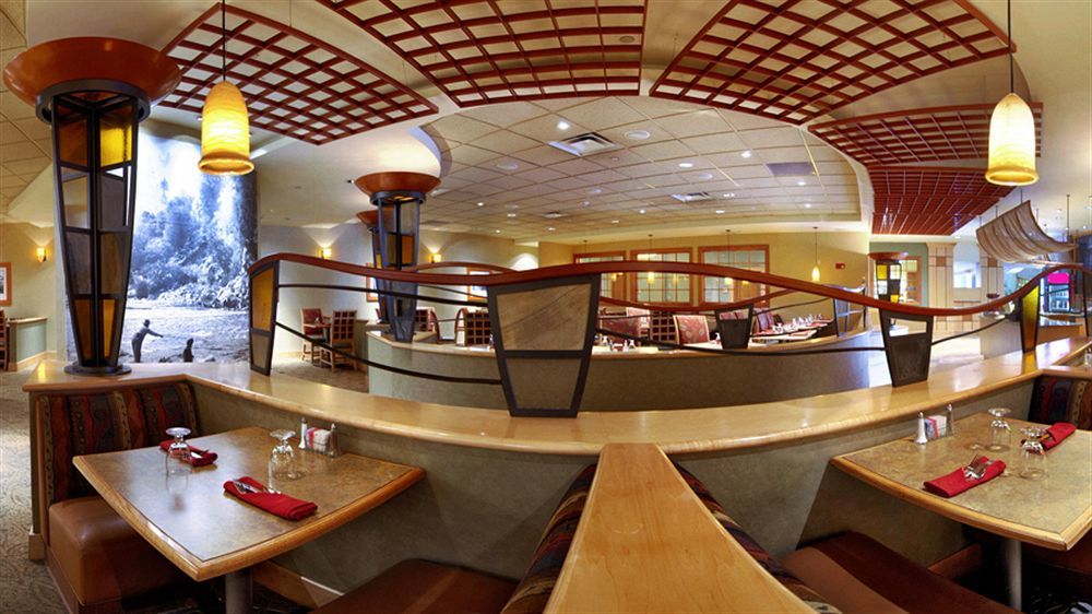 Doubletree By Hilton Denver Central Park Экстерьер фото