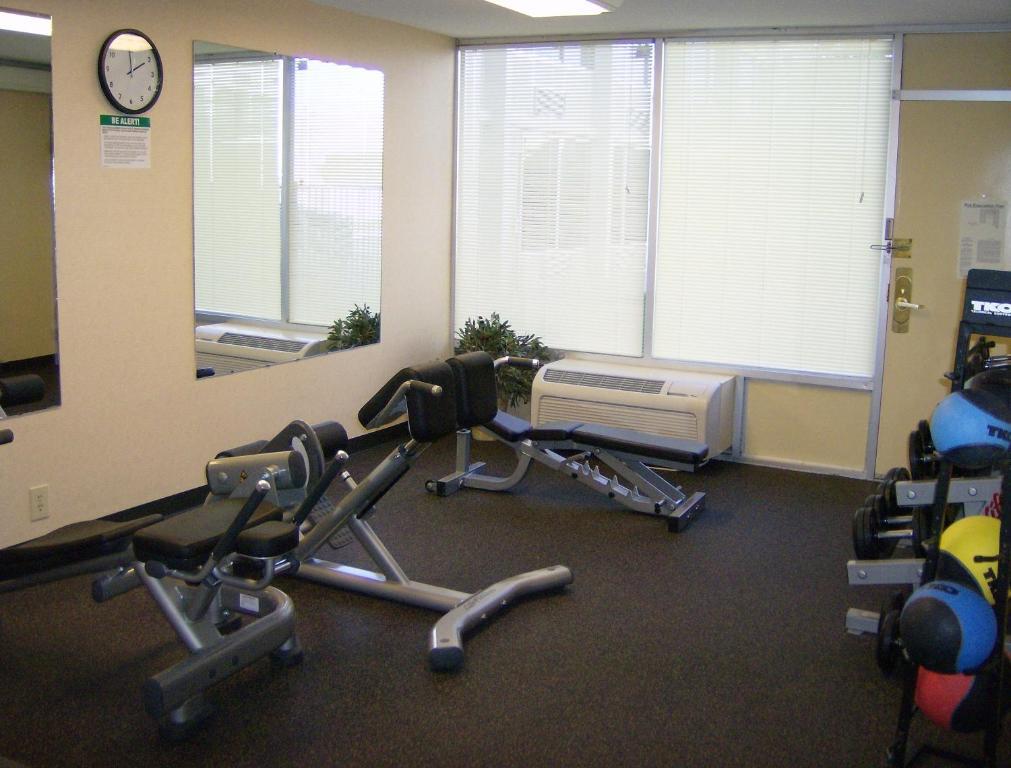 Doubletree By Hilton Denver Central Park Экстерьер фото